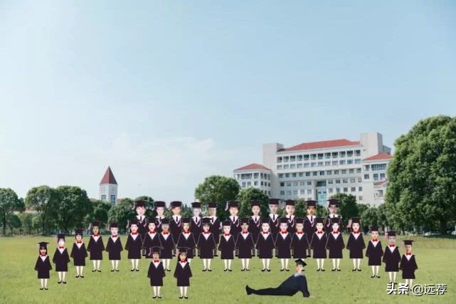 湖南某大学云毕业照火了!被质疑像“恐怖片”!感觉瘆得慌