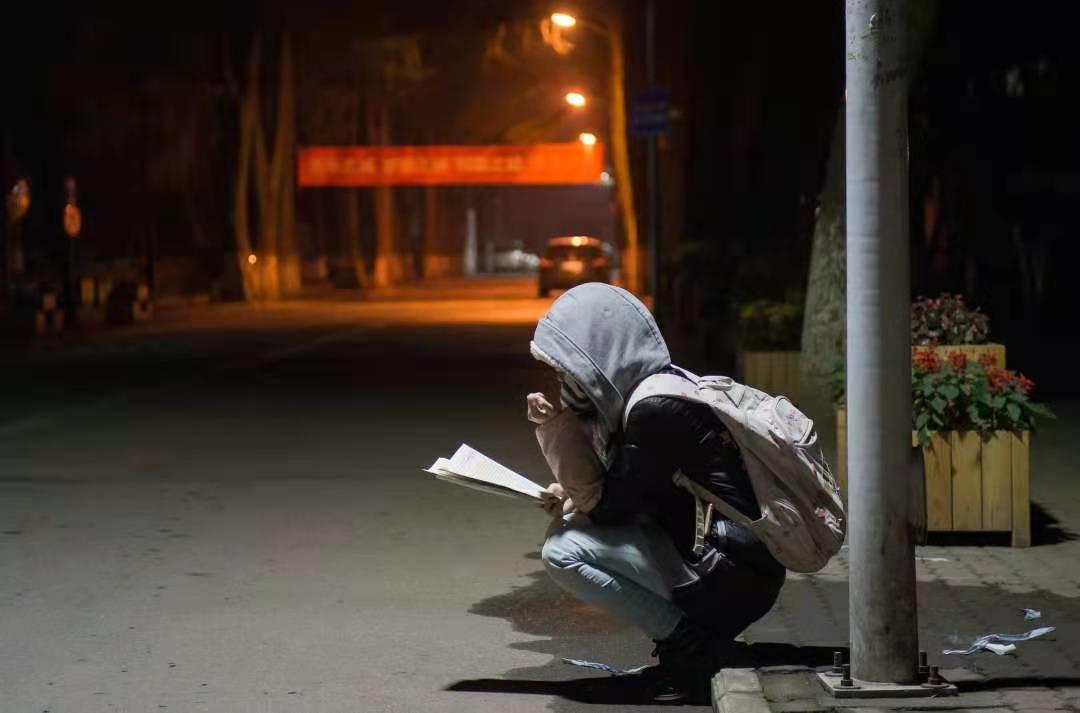 那些大专毕业生现在过得怎么样,那些大专生现在怎么样了