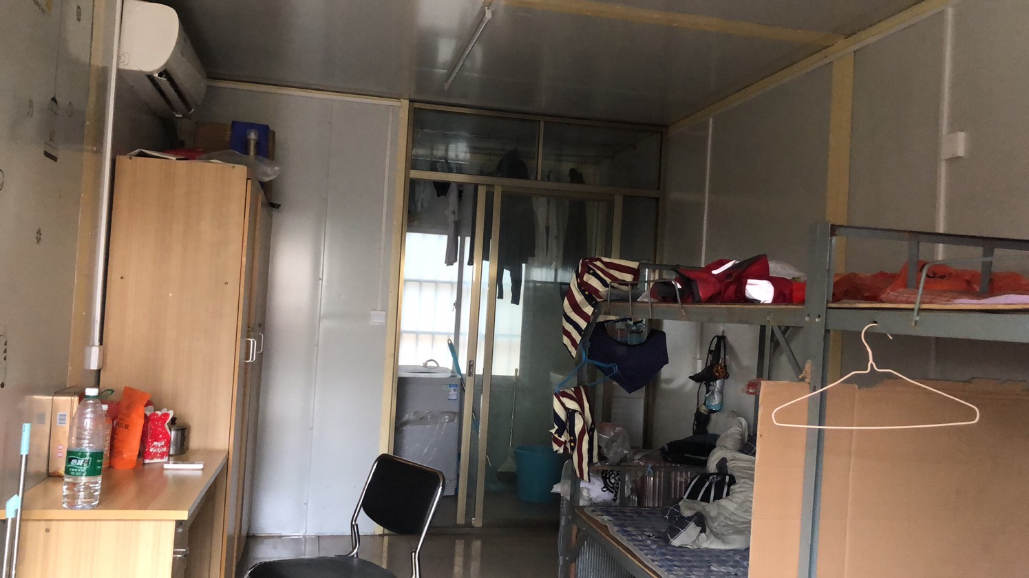 进厂打工，如何用四句话躲过黑中介？