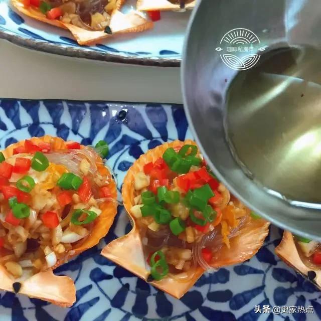 粉丝蒜蓉蒸扇贝自己做省钱又好吃,蒜蓉粉丝蒸扇贝教程清晰