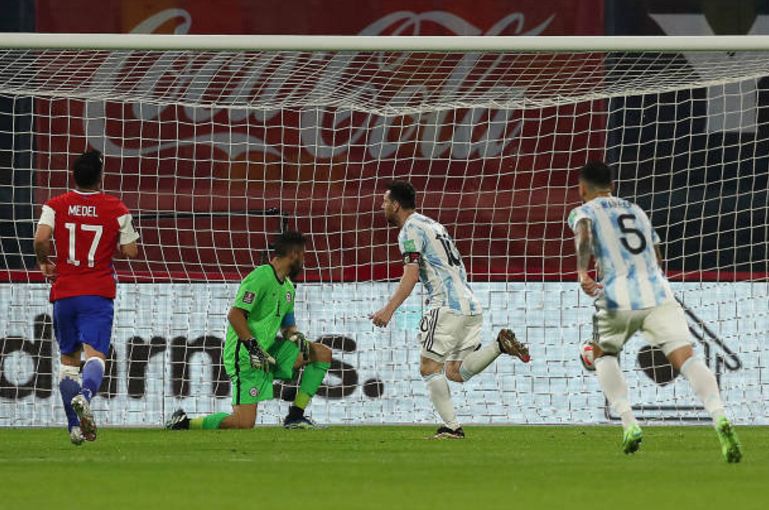 阿根廷对战澳大利亚梅西创造纪录,阿根廷对阵墨西哥梅西打破僵局