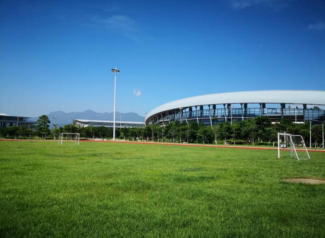 连江县体育公园场馆开放时间,连江县体育公园综合馆有什么设施