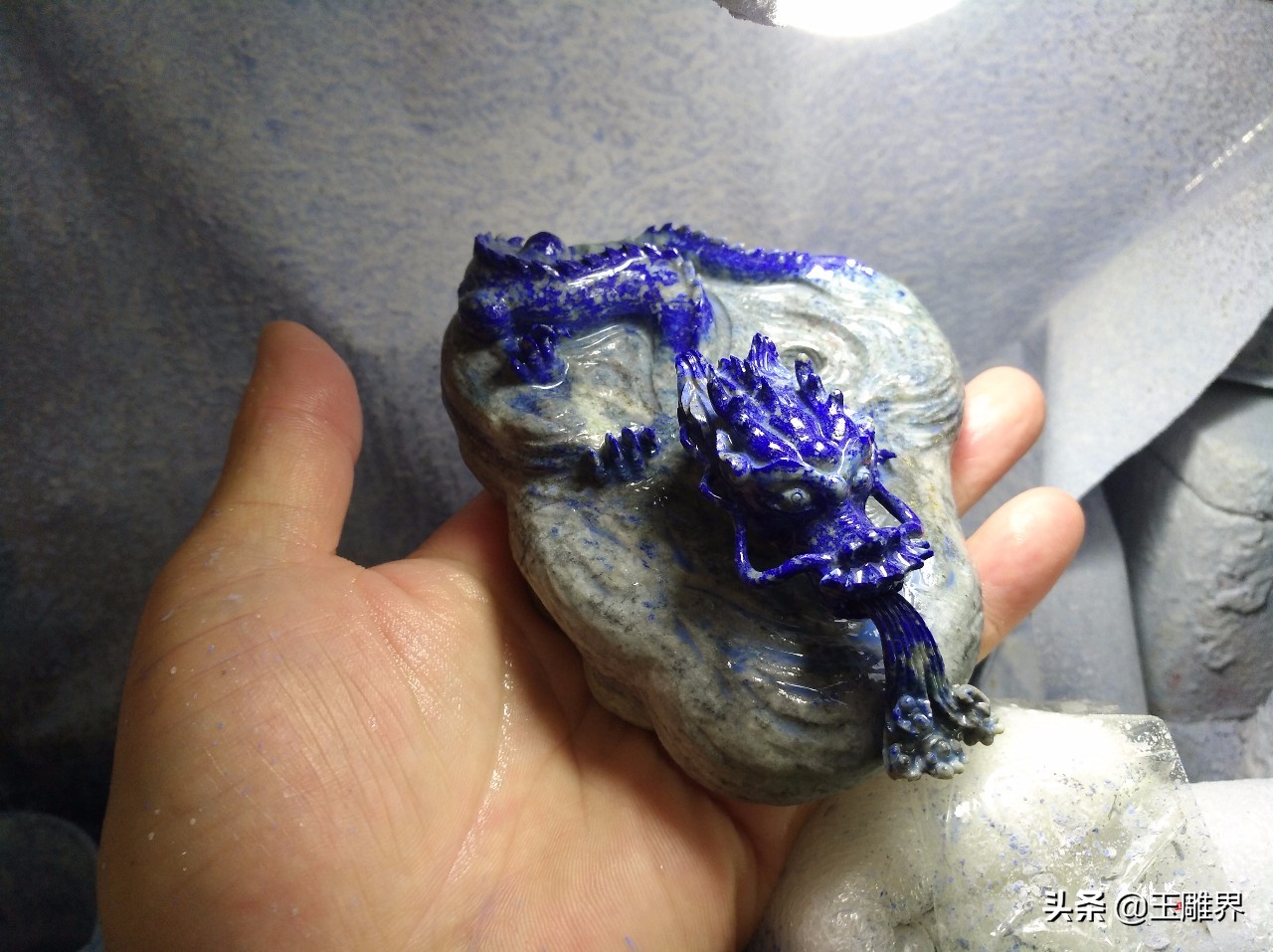 巧雕细琢玉雕,玉雕师