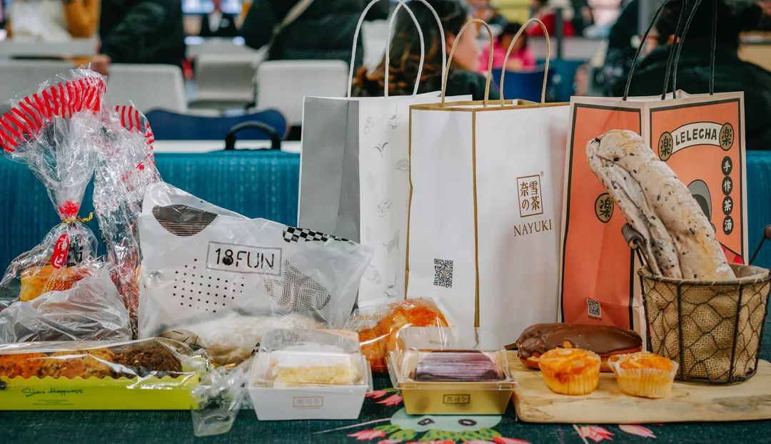 乐乐茶原创,乐乐茶众生相