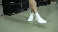 轻度脚踝扭伤的处理方法及康复,脚踝扭伤康复训练6种简单方法