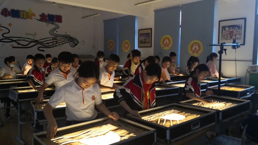 线上沙画师训课程已全面开启！帮助你的学校开启少儿沙画课程