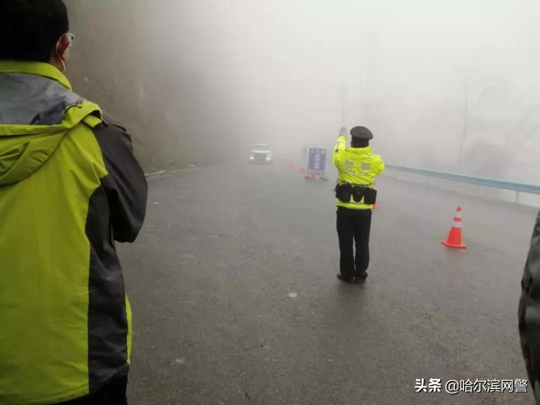 警察元宵节祝福短句,警察元宵节祝福图片