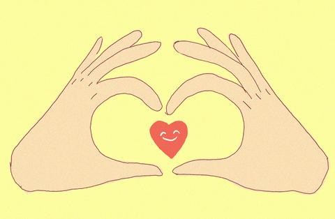 爱心形状的小毛桃,爱心桃心形