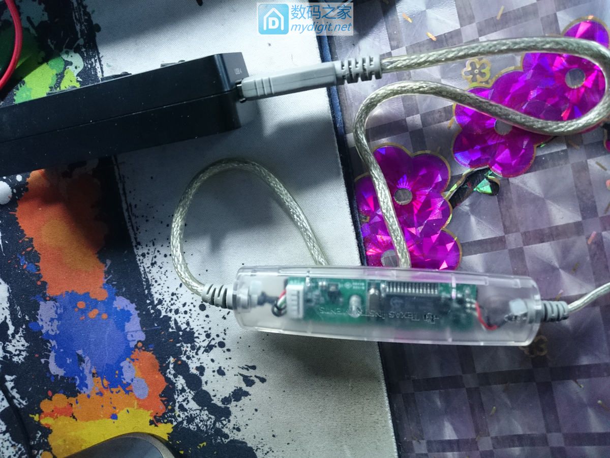 技术大牛太强了！德州仪器TI-89图形计算器拆机维修和CPU超频