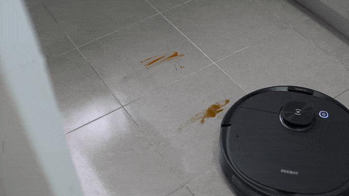 能扫能拖还能除菌？科沃斯地宝DEEBOTN8PRO评测