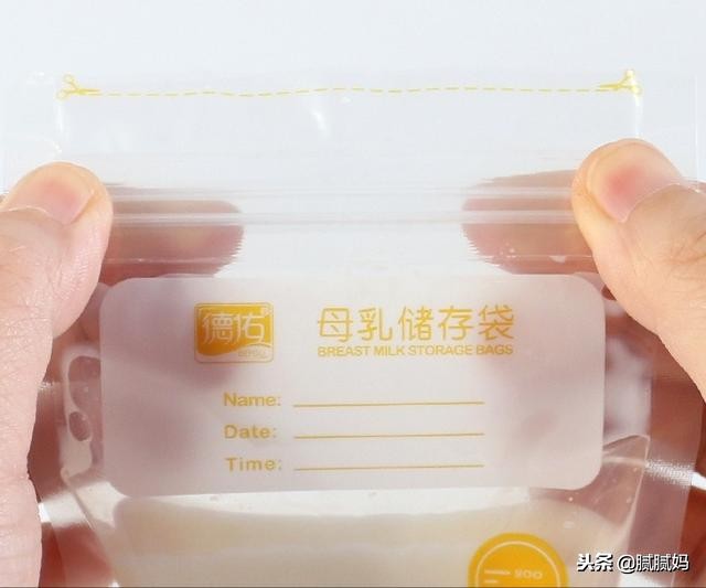 婴儿喝母乳冻奶好不好,母乳冻奶有影响吗