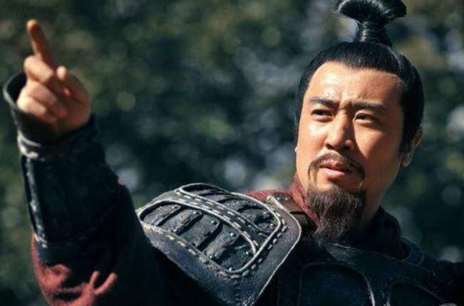 为什么吕布投降了曹操却仍被杀了,吕布为什么被曹操给斩了