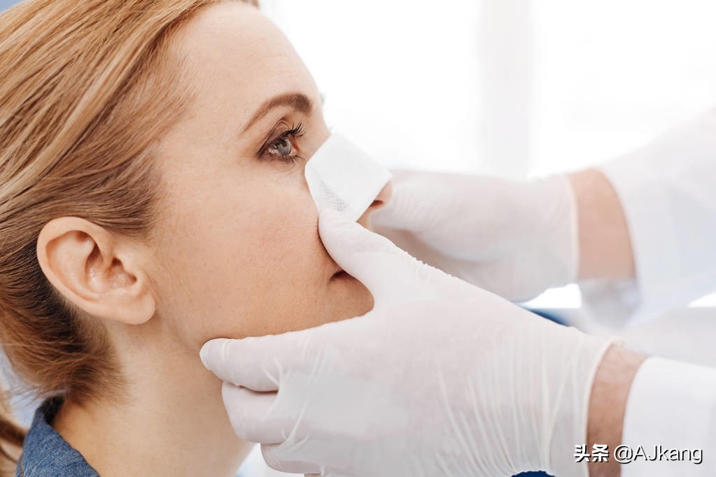 怎么治鼻塞最有效最快的小偏方,治疗鼻塞的方法和妙招