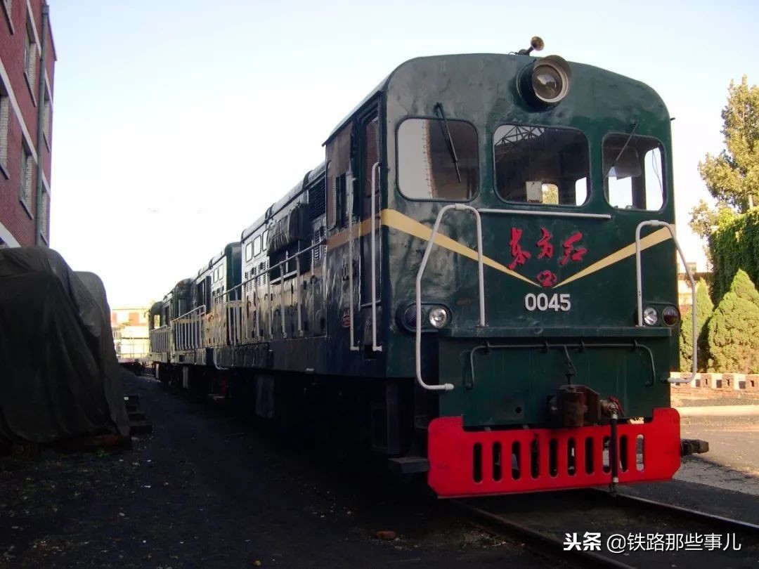 资阳东方红拖拉机,资阳拖拉机