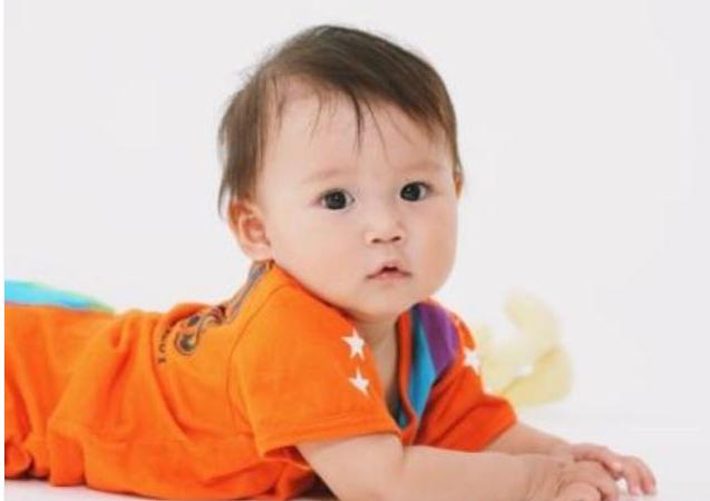 一岁以后的婴儿记忆过程缺乏什么,0-1岁婴儿记忆力发展特点