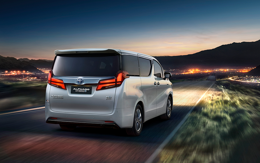 MPV中的劳斯莱斯！比埃尔法还夸张，雷克萨斯LM这次该加价多少？