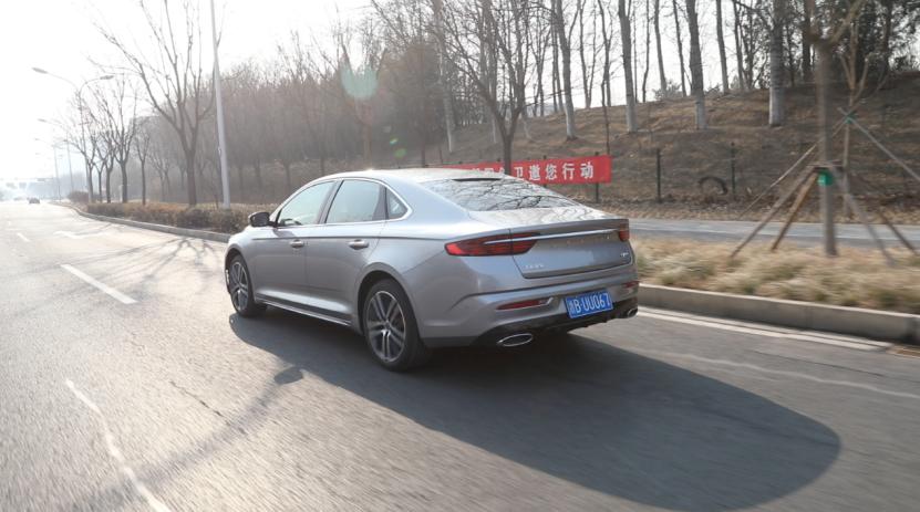 吉利星瑞1.5t试驾视频胖哥,吉利星瑞l2.0t试驾视频