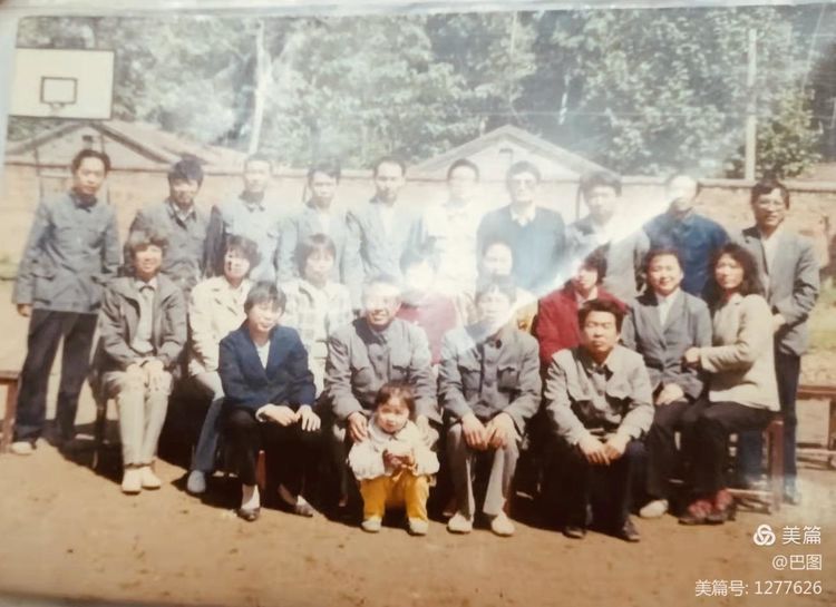 新安老家怀旧行，洛玻砂岩矿成为历史，洛阳水泥厂辉煌不再