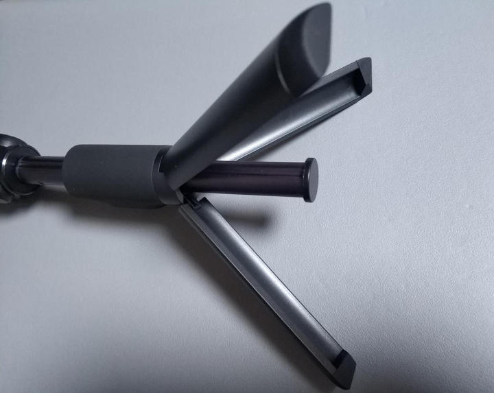 带遥控自拍支架最新款拍摄神器,便携自拍杆神器