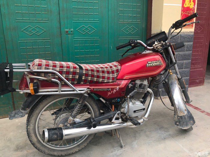 属于本田摩托的时代，94年本田90、98年本田125，都是神车啊