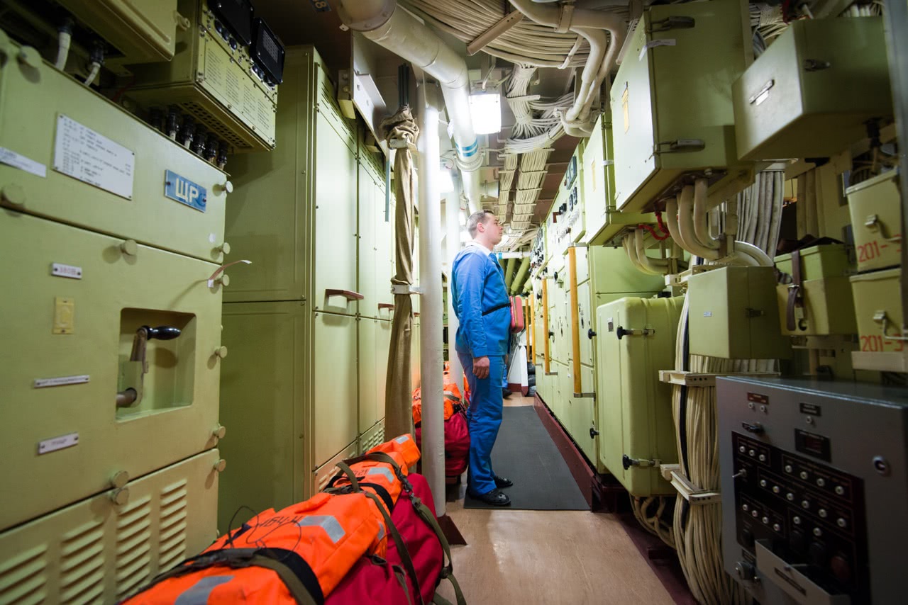 让普京有底气与美国硬碰硬,俄罗斯秀一撒手锏内部,竟然有桑拿房