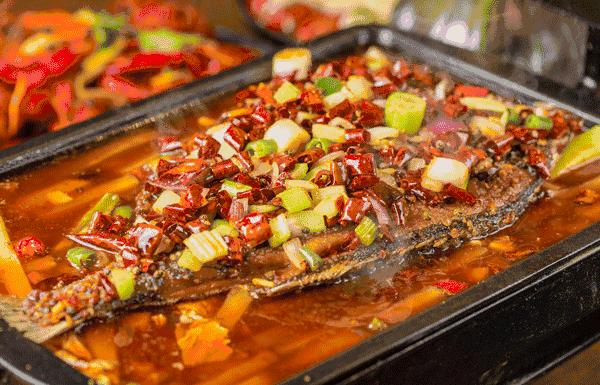 重庆纸上烤鱼烤串套餐,秘制烤鱼香锅大虾