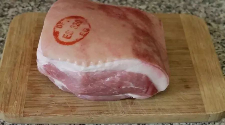 卖隔夜肉会受到怎样的处罚,卖过期肉怎么处罚