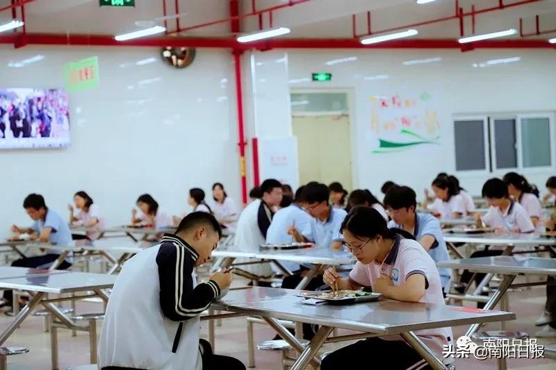 南阳第五完全学校全貌,南阳车站南路完全学校