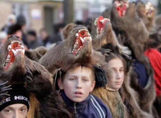 为什么中国人要在除夕夜守岁,春节为什么要熬夜守岁
