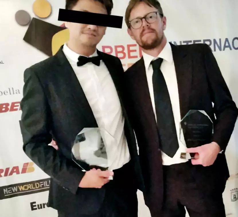 “我,4000万院线电影总导演,入围戛纳,如今在卖火锅底料!”