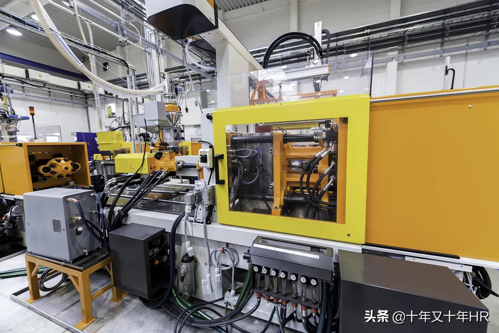 故事：跟我同一天入职富士康的1000个河南老乡，跑路999人