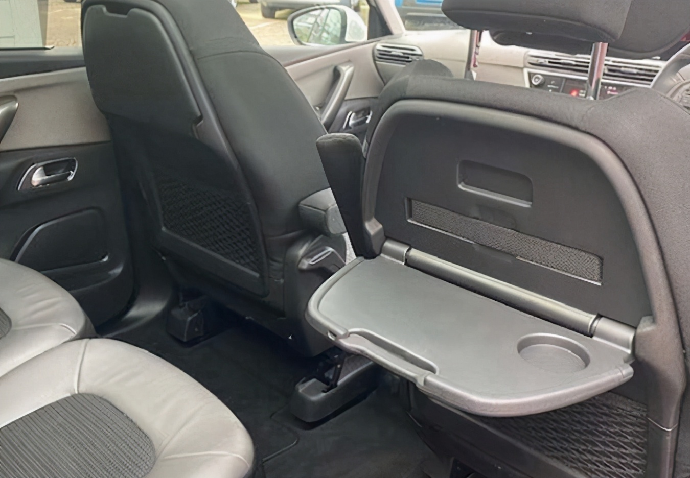 毕加索c4真实评测,雪铁龙c4毕加索清仓处理