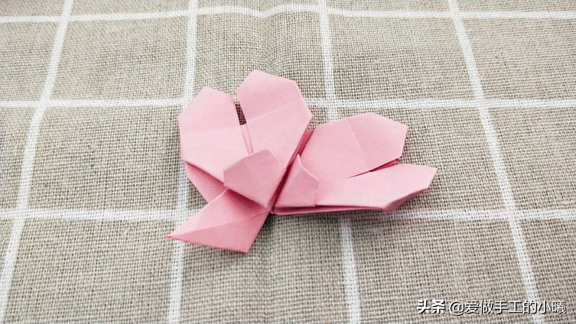 纸折樱花简单,立体五瓣樱花折纸