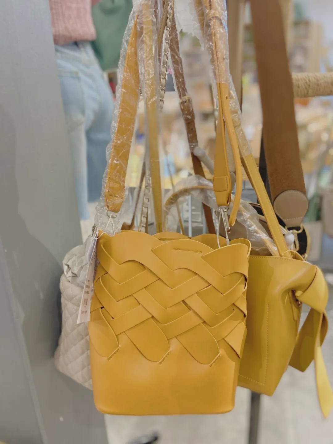 西安小众品牌服装店,西安十大平价女装店品牌