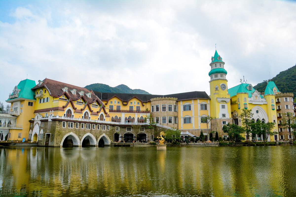 广东最值得去的十大旅游景点,广东最值得去的旅游景点排名