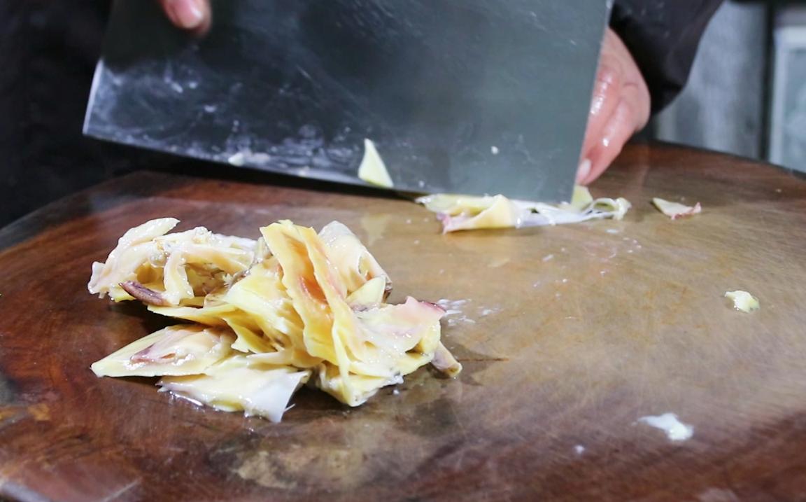 排骨炖墨鱼有什么营养,墨鱼炖什么好吃又营养小孩