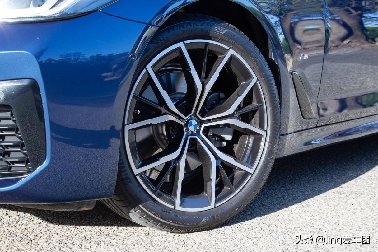 2020款宝马5系进口520i2.0t运动型,2024宝马5系520i