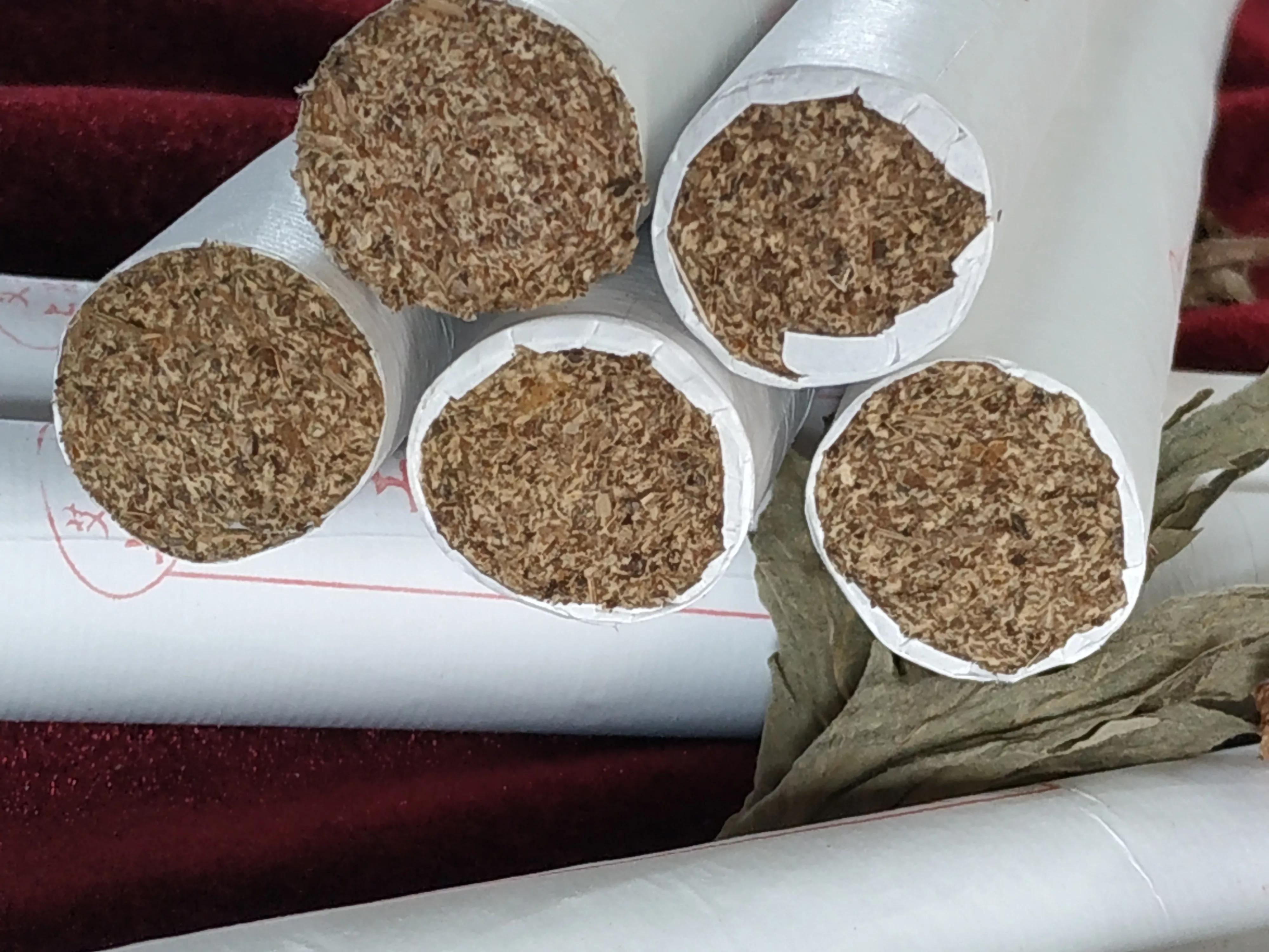 家里的艾叶真漂亮,自己做的艾条烧完是黑色