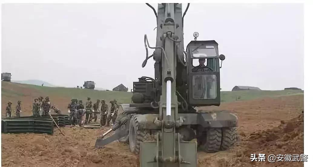 挖掘机技术哪家强现在,军用挖掘机技术哪家强