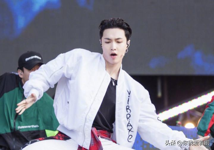 七子之歌张艺兴彩排版,张艺兴参加过几季的这就是街舞