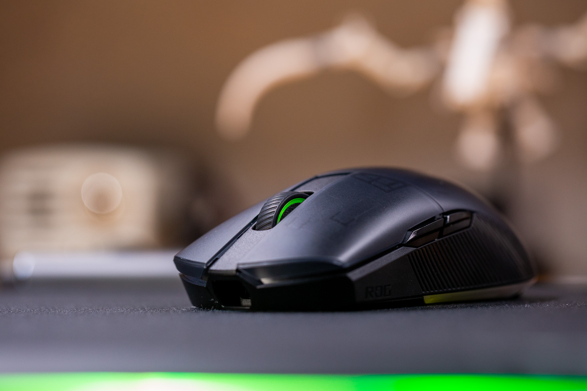 rog信仰败家之眼机箱,败家之眼rog8pro