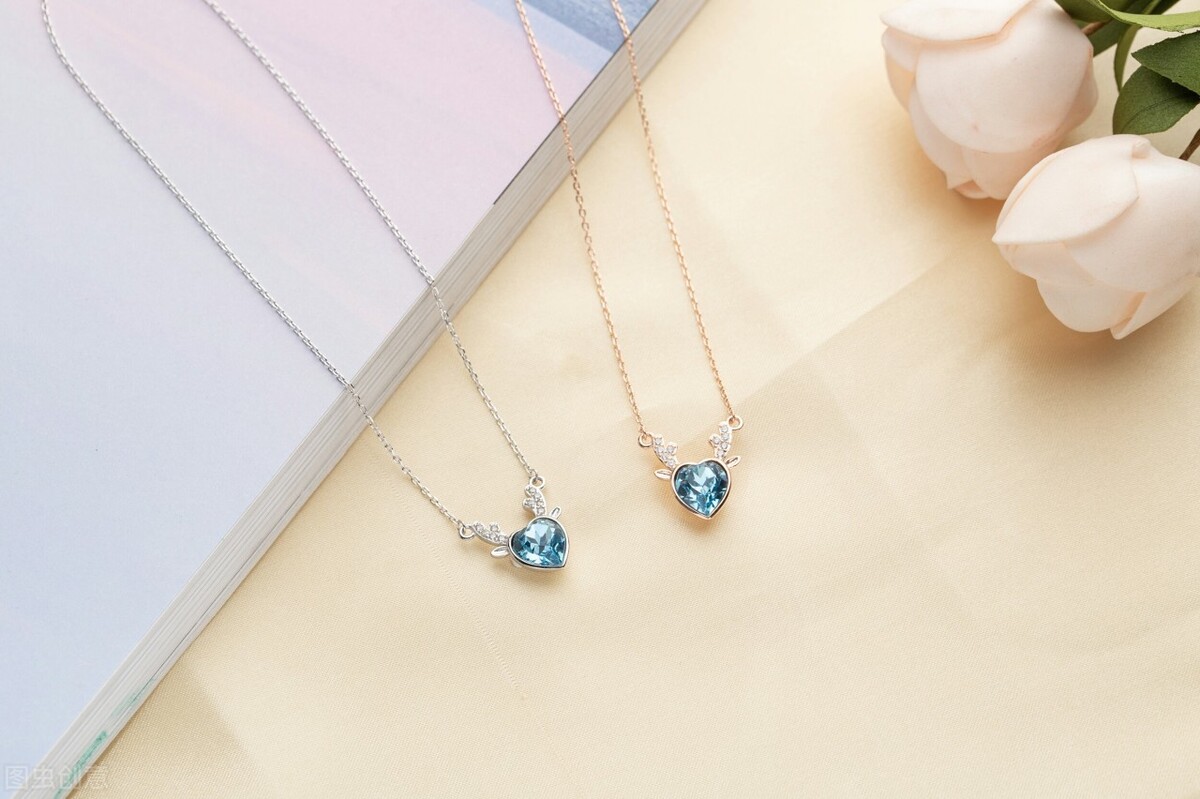 什么牌子项链合适买给女朋友,送女朋友项链什么牌子好