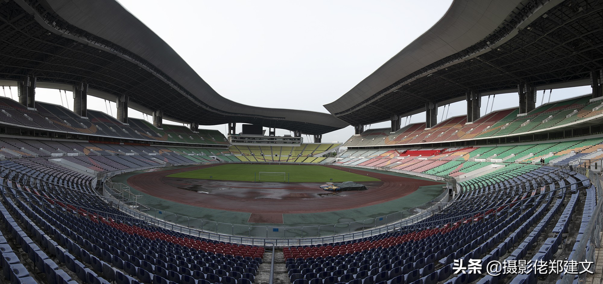 广东奥林匹克体育中心在翻新了吗,昔日奥运冠军现状