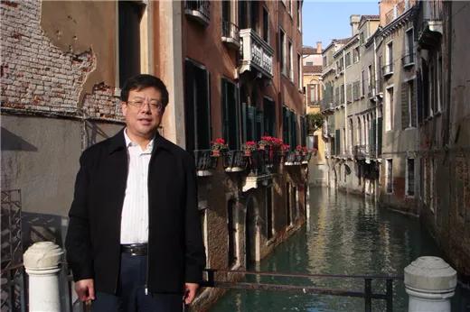 「品读」冰风短诗选