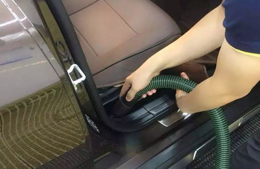 洗车店正确的洗车方法,洗车店免擦洗车步骤流程