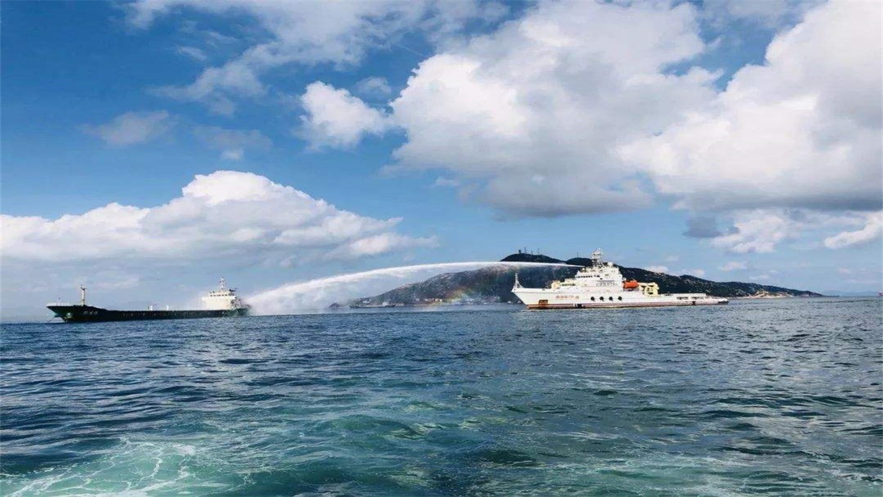 我国新发现一座油田，但将开采权交付韩国，专家却说这是高明之举