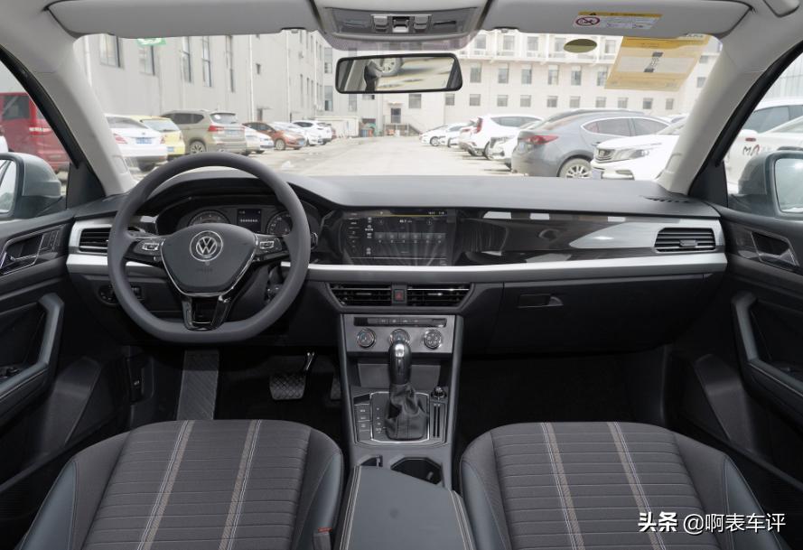 德系车朗逸性价比如何,德系家轿销量王大众朗逸