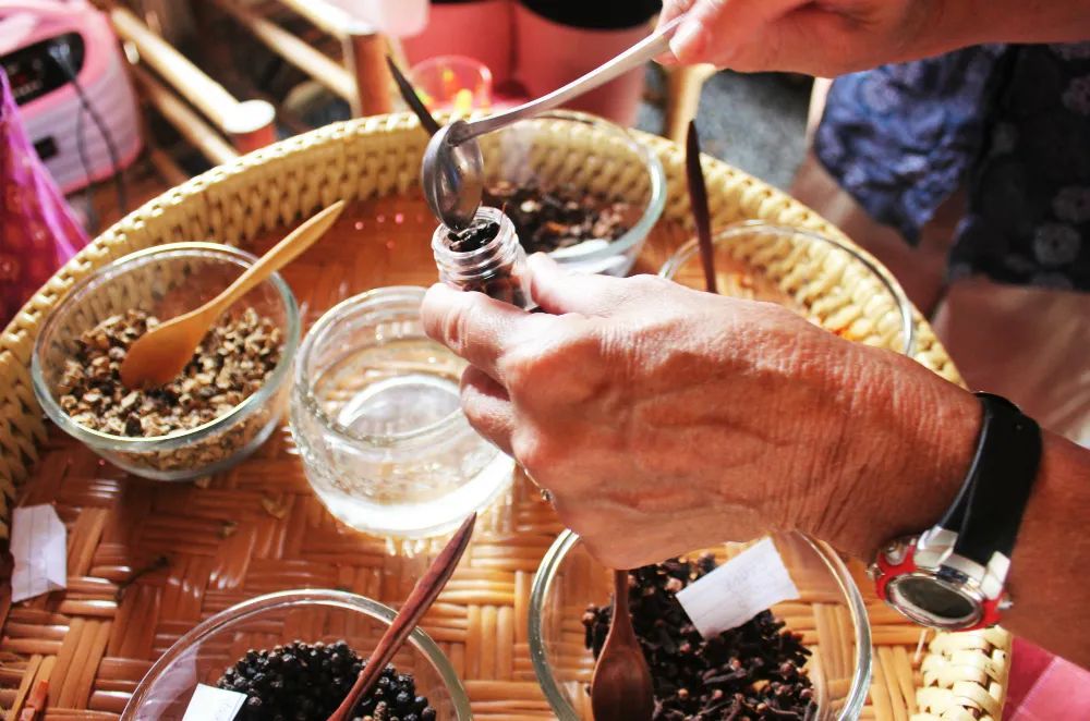 双十一特惠肩颈spa,不出国也能体验正宗泰式spa