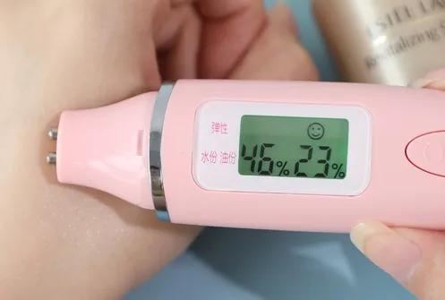 精简护肤平价水乳怎么样,水乳极简护肤