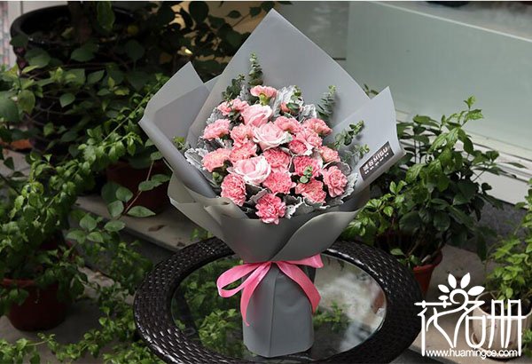 母亲节为什么送玫瑰花,母亲节为什么要送女神礼物